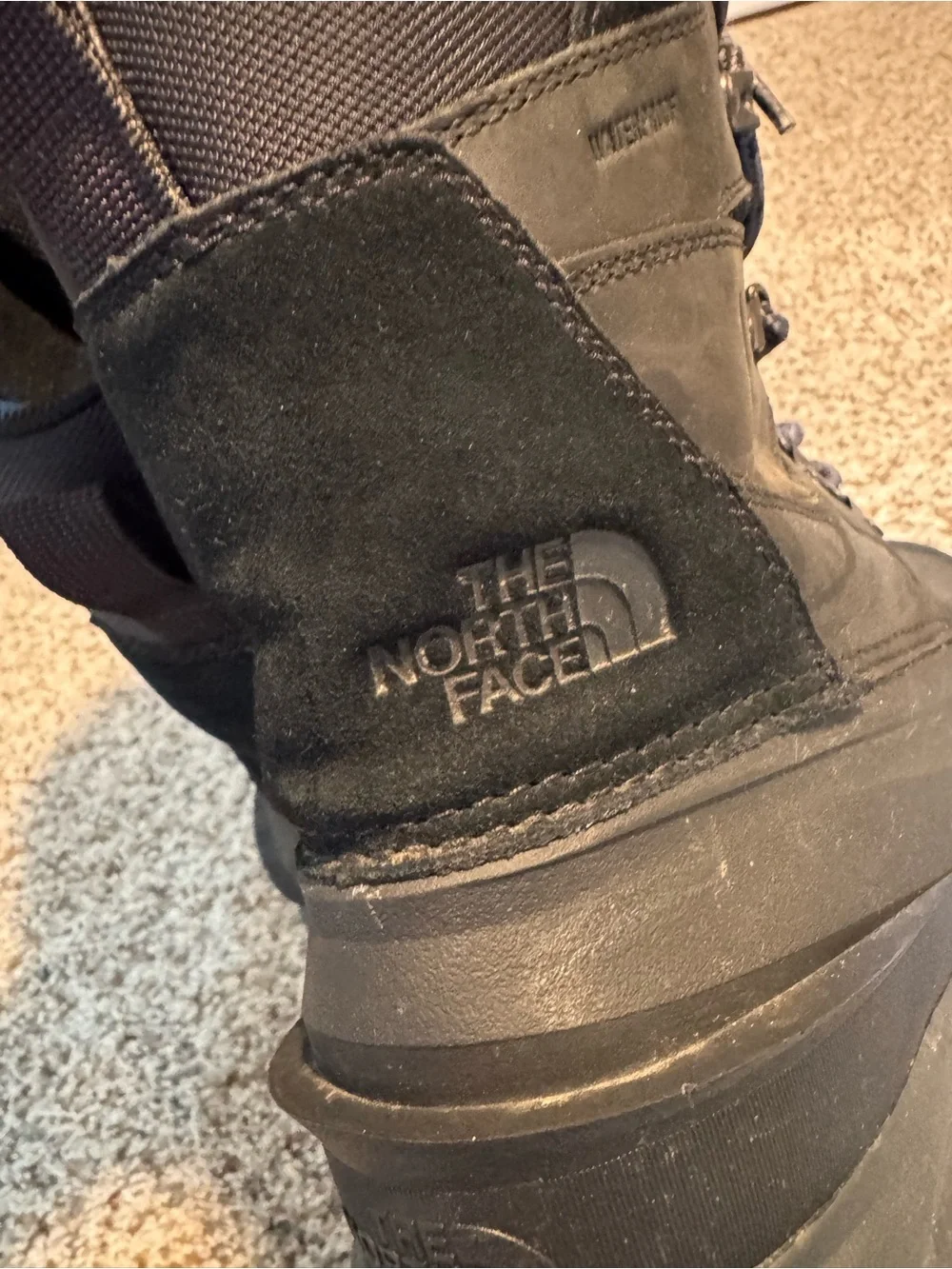 The North Face Chilkat V 400 Waterproof Boots - Men’s 11.5